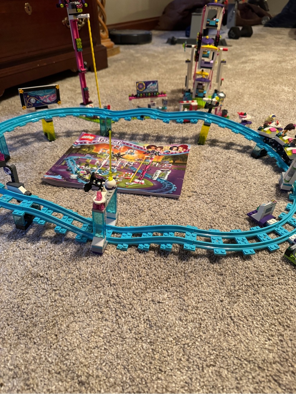 Lego friends set #41130 Amusement Park Roller Coaster Friends - Picture 3 of 4